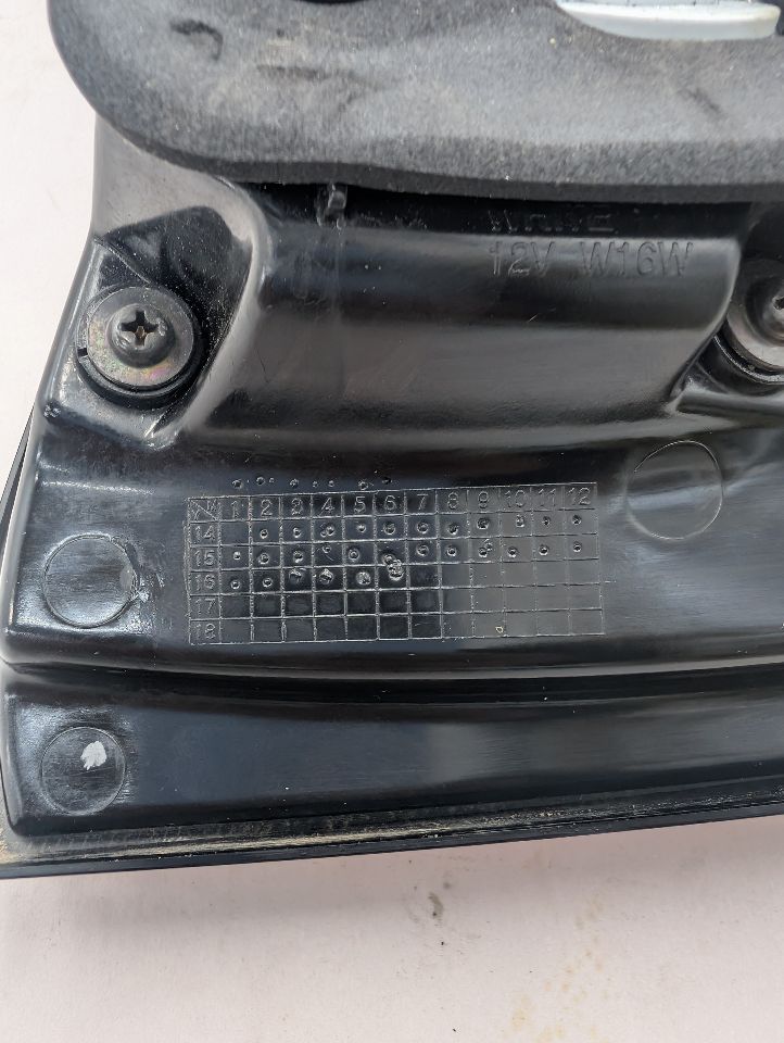 2017 HYUNDAI SONATA 4cyl Gasoline 2.4 Left TAIL LAMP - 374819 — photo 3