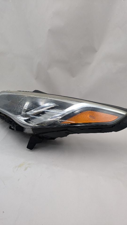 2017 HYUNDAI SONATA 4cyl Gasoline 2.4 Left HEADLAMP ASSEMBLY - 374824 — photo 3