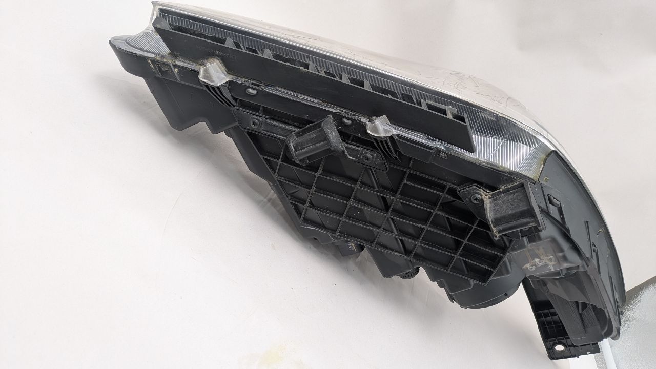 2017 HYUNDAI SONATA 4cyl Gasoline 2.4 Left HEADLAMP ASSEMBLY - 374824 — photo 4