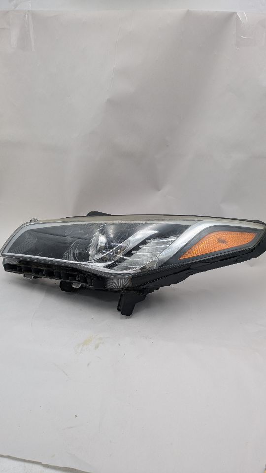 2017 HYUNDAI SONATA 4cyl Gasoline 2.4 Left HEADLAMP ASSEMBLY - 374824 — photo 8