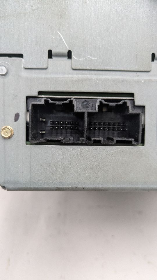 2007 BUICK LUCERNE 8cyl Gasoline 4.6 Radio Audio - 374844 — photo 4