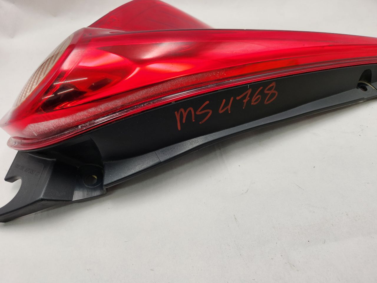 2013 NISSAN JUKE 4cyl Gasoline Turbo 1.6 Left TAIL LAMP - 374867