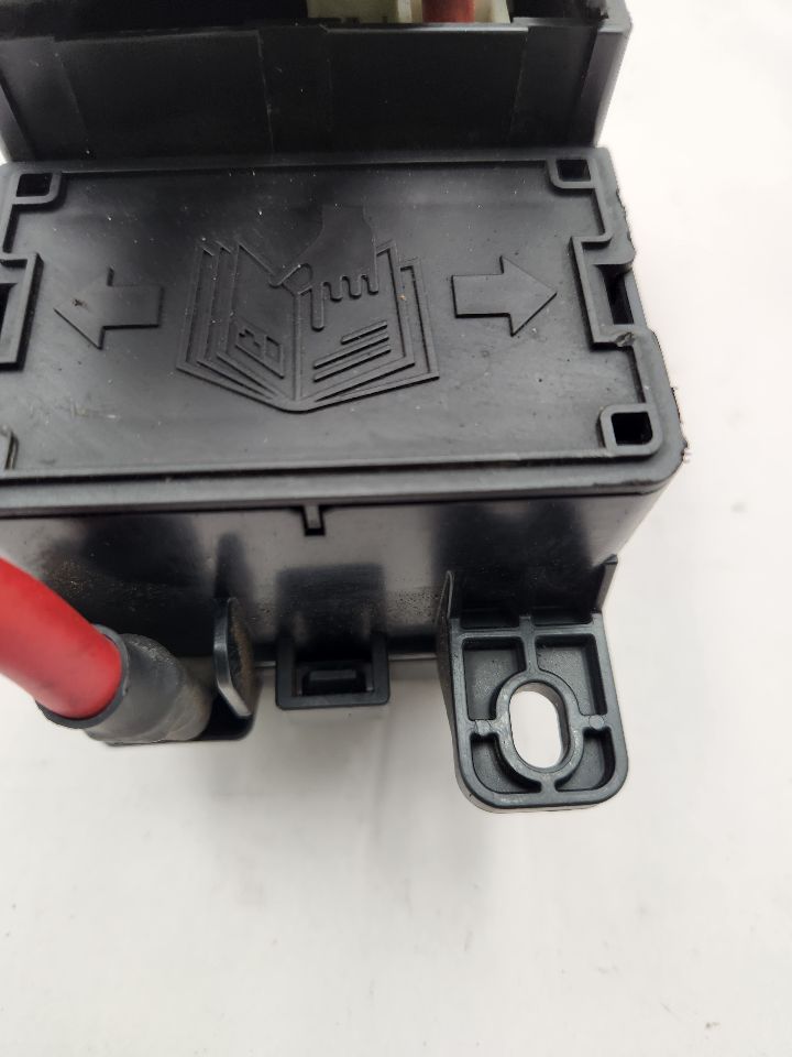 2015 MINI COOPER COOPER Fuse Box, Engine - 374902 — photo 4