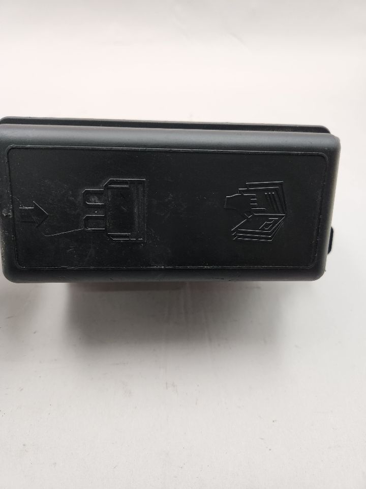 2015 MINI COOPER COOPER Fuse Box, Engine - 374902 — photo 7