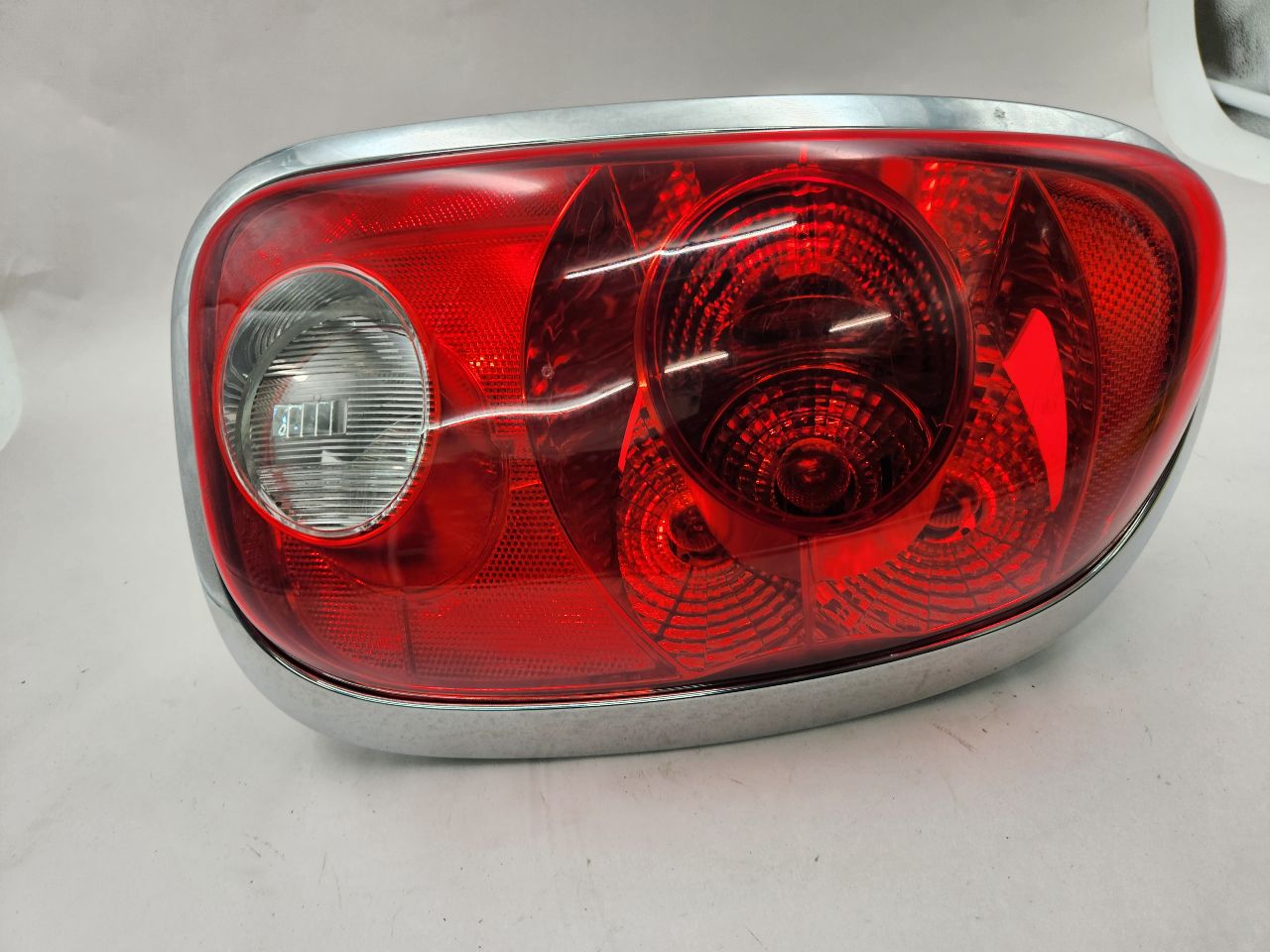 2013 MINI COOPER COUNTRYMAN 4cyl Gasoline 1.6 Right TAIL LAMP - 374964