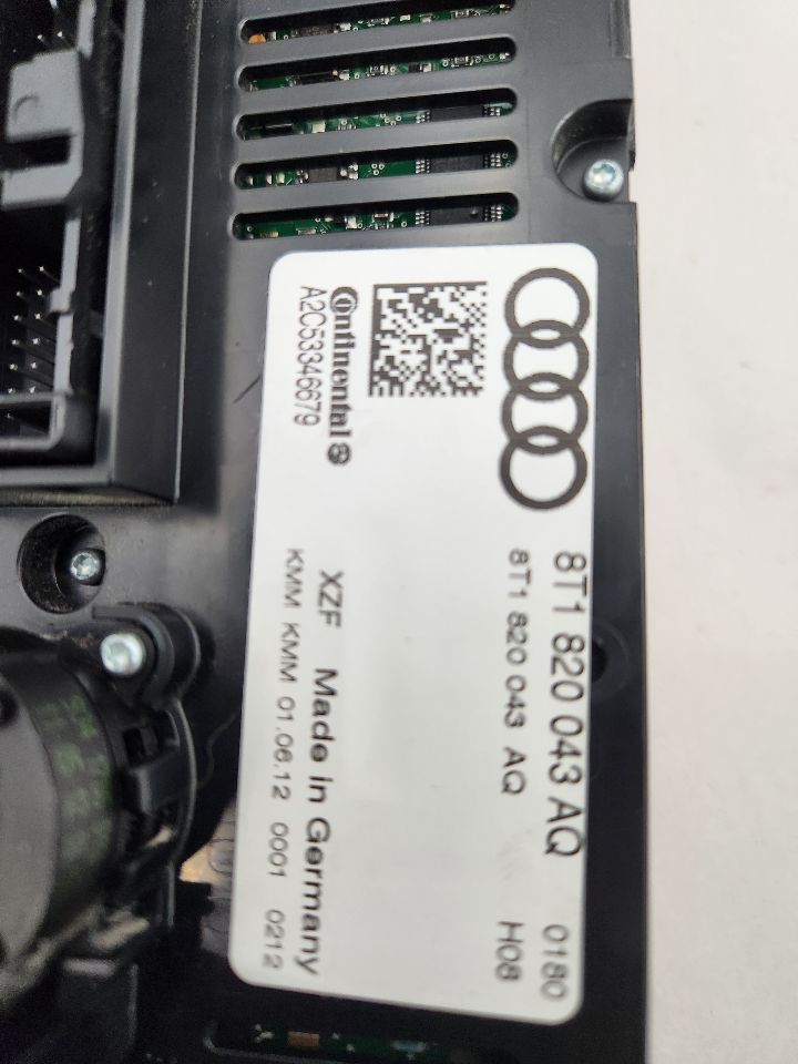 2012 AUDI Q5 4cyl Gasoline Turbo 2.0 TEMP CONTROL - 375332 — photo 4