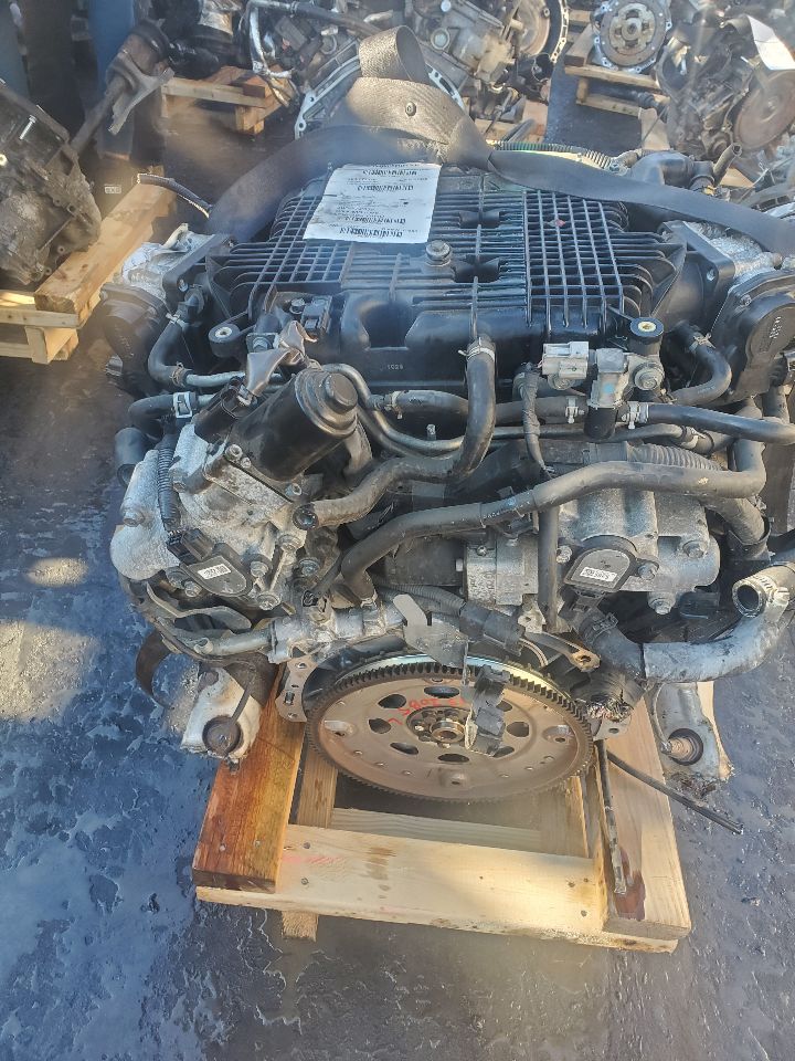 2012 INFINITI G37 6cyl Gasoline 3.7 ENGINE ASSEMBLY - 375422