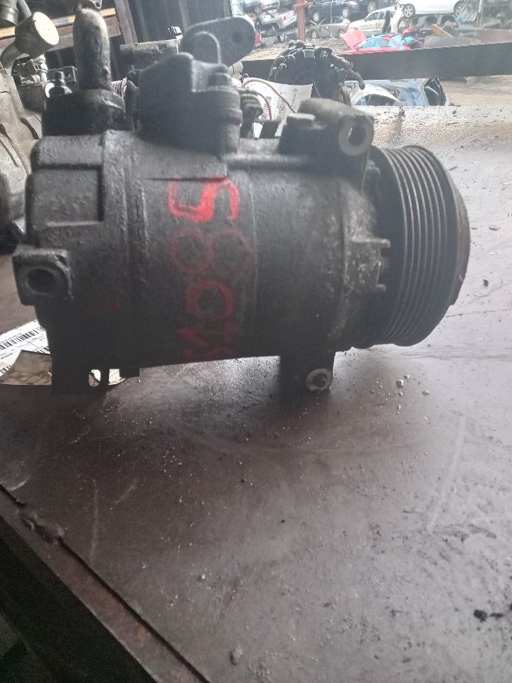 2012 INFINITI G37 6cyl Gasoline 3.7 AC COMPRESSOR - 375427 — photo 2