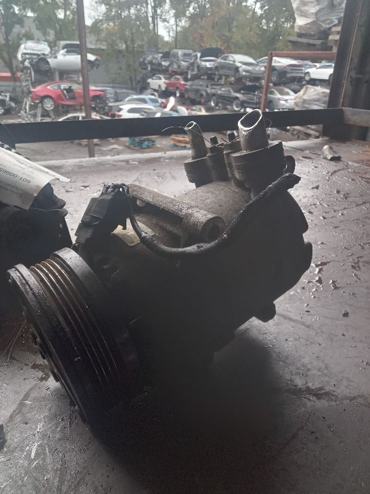 2013 FORD FOCUS 4cyl Gasoline 2.0 Flex AC COMPRESSOR - 375958 — photo 2