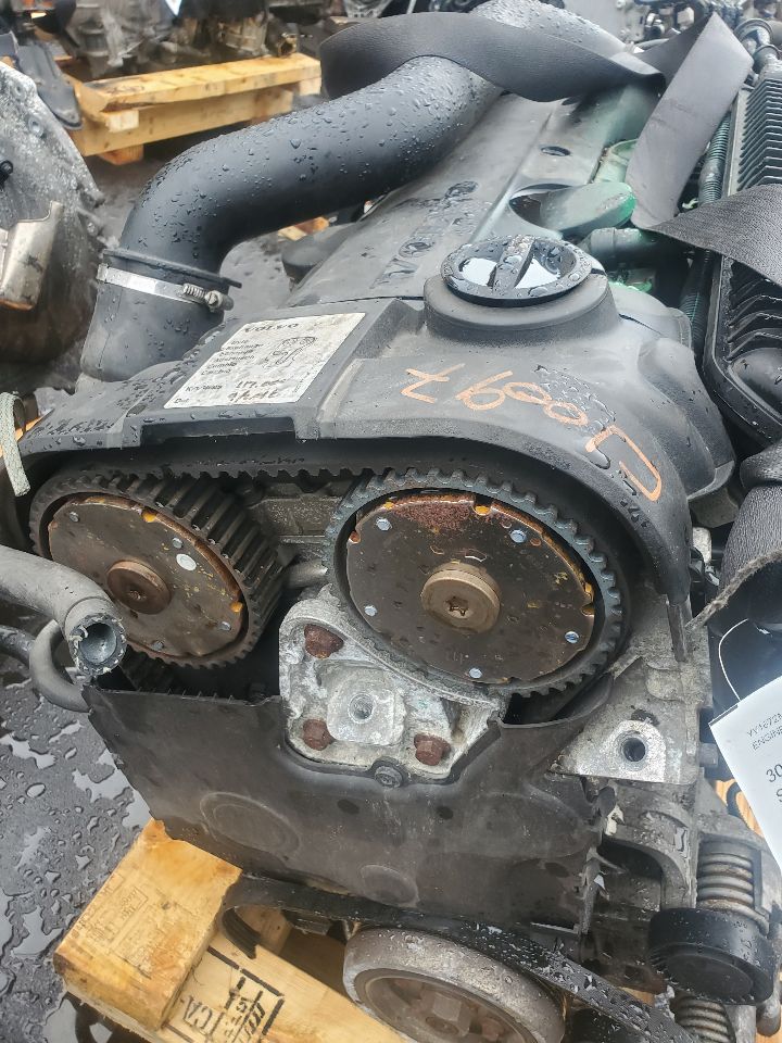 2011 VOLVO 70 SERIES 5cyl Gasoline Turbo 2.5 ENGINE ASSEMBLY - 376006