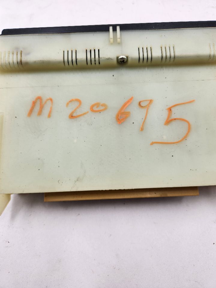 2002 PORSCHE BOXSTER 6cyl Gasoline 2.7 TEMP CONTROL - 376042 — photo 2