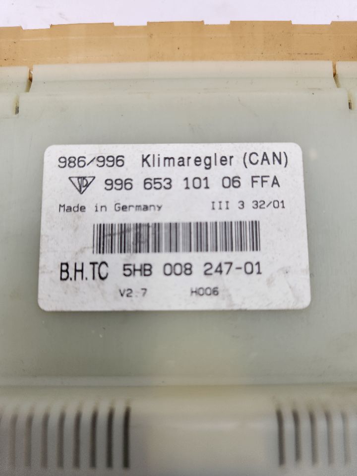 2002 PORSCHE BOXSTER 6cyl Gasoline 2.7 TEMP CONTROL - 376042 — photo 4