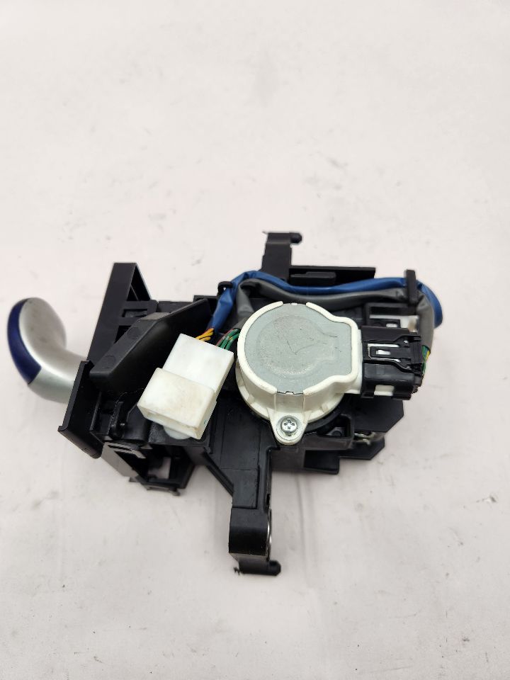 2013 TOYOTA PRIUS 4cyl Hybrid 1.8 Trans Shift Assy - 376046 — photo 4