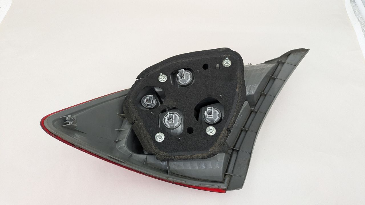2012 HONDA CIVIC 4cyl Gasoline 1.8 VTEC Right TAIL LAMP - 376168 — photo 3
