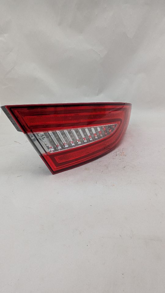 2012 JAGUAR XF 8cyl Gasoline 5.0 Left TAIL LAMP - 376433