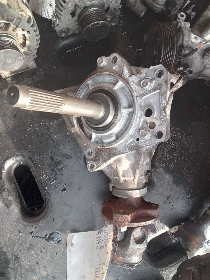 2015 NISSAN ROGUE 4cyl Gasoline 2.5 DOHC TRANSFER CASE ASSY - 376548