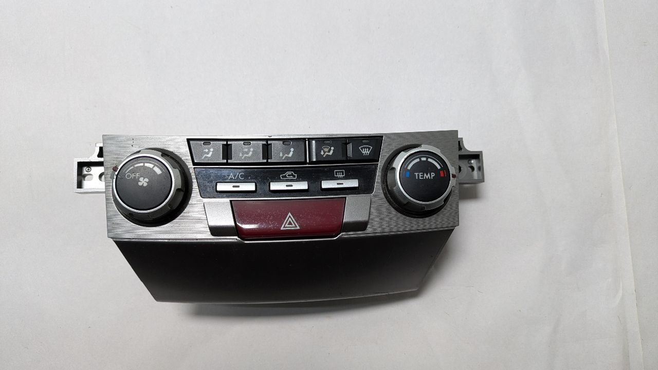 2013 SUBARU LEGACY 4cyl Gasoline 2.5 PZEV TEMP CONTROL - 376784 — photo 1