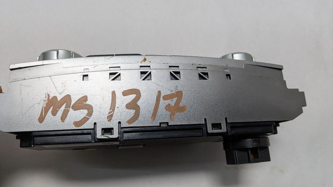 2013 SUBARU LEGACY 4cyl Gasoline 2.5 PZEV TEMP CONTROL - 376784 — photo 5