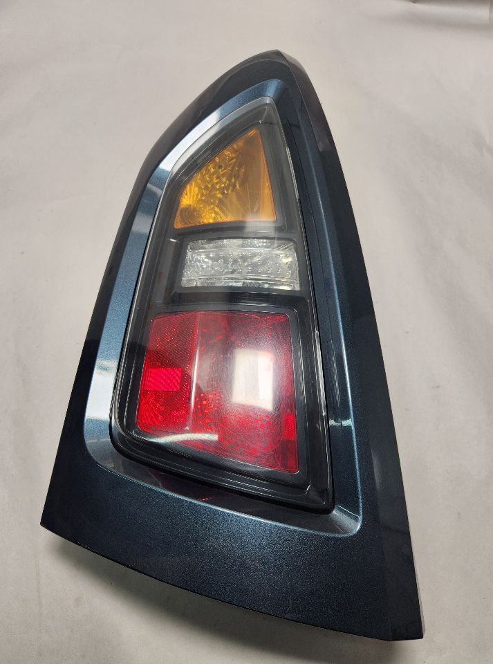 2011 KIA SOUL 4cyl Gasoline 2.0 Left TAIL LAMP - 376793 — photo 1