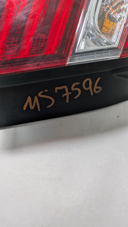 2017 HONDA ACCORD 4cyl Gasoline 2.4 Left TAIL LAMP - 376855 — photo 6