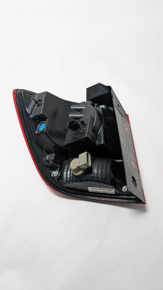 2015 DODGE JOURNEY 6cyl Gasoline 3.6 Right TAIL LAMP - 376884 — photo 2