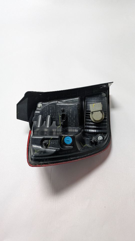 2015 DODGE JOURNEY 6cyl Gasoline 3.6 Right TAIL LAMP - 376884 — photo 3