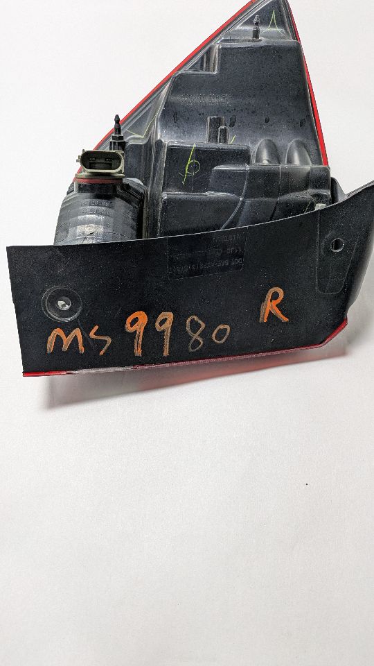 2015 DODGE JOURNEY 6cyl Gasoline 3.6 Right TAIL LAMP - 376884 — photo 4