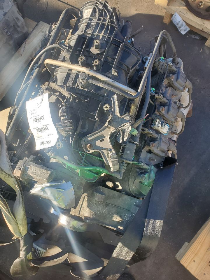 2011 CHEVROLET EXPRESS 2500 VAN 4.8L 8cyl Gasoline ENGINE ASSEMBLY - 376957 — photo 5