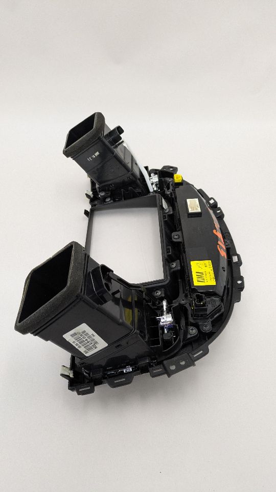 2009 HYUNDAI GENESIS 8cyl Gasoline 4.6 TEMP CONTROL - 377220 — photo 2