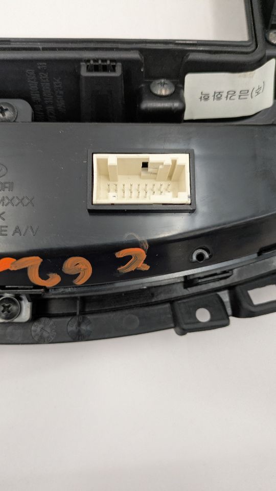 2009 HYUNDAI GENESIS 8cyl Gasoline 4.6 TEMP CONTROL - 377220 — photo 7