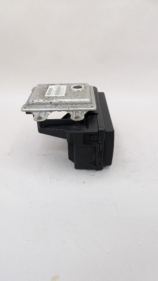 2006 DODGE DURANGO Fuse Box, Engine - 377269 — photo 4