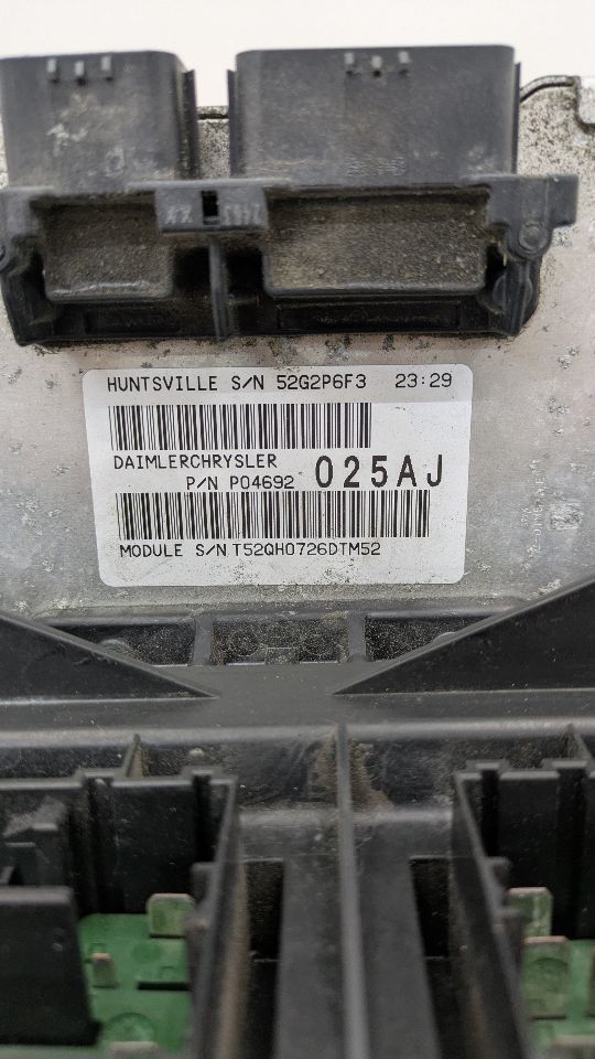 2006 DODGE DURANGO Fuse Box, Engine - 377269 — photo 7