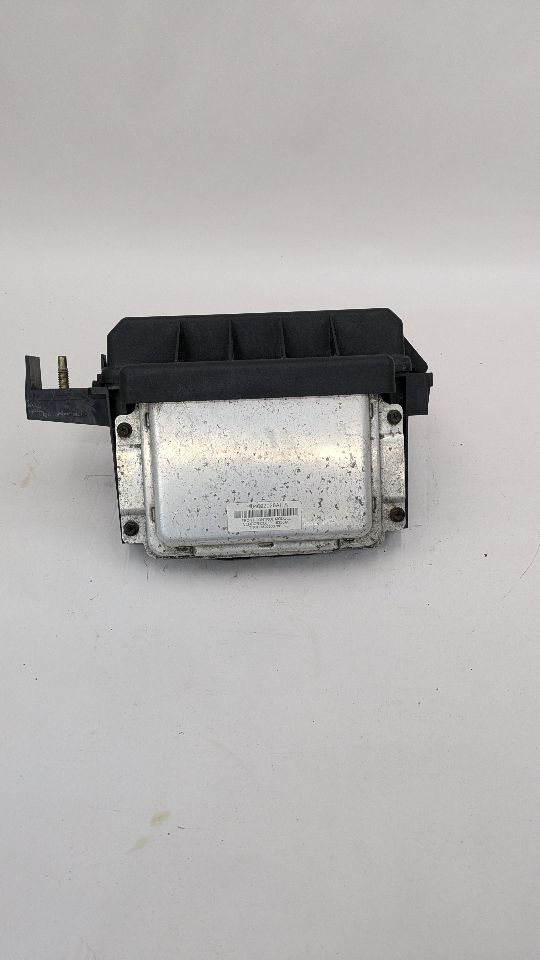 2006 DODGE CHARGER Fuse Box, Engine - 377272 — photo 5