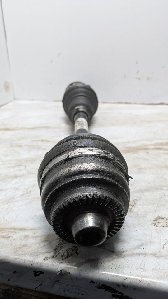 2016 BMW 528D AXLE SHAFT - 377298 — photo 1