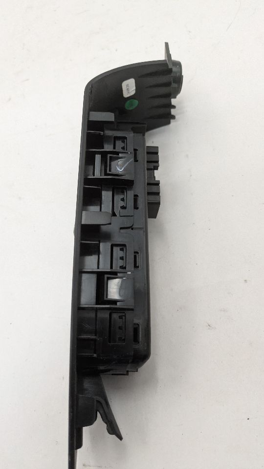 2017 BUICK LACROSSE 6 cyl Gas Flex Fuel 3.6 Front Door Switch - 377336
