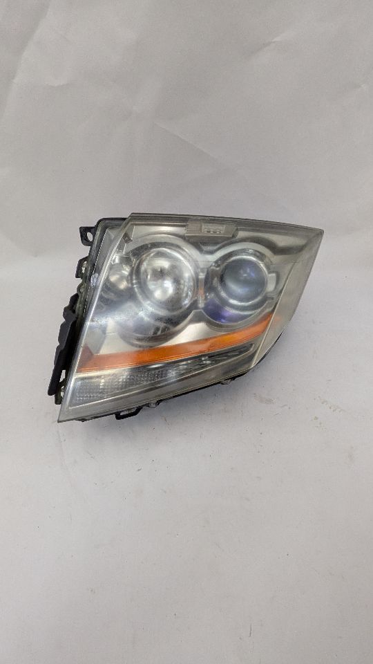 2013 CADILLAC CTS 6cyl Gasoline 3.0 Dohc Right HEADLAMP ASSEMBLY - 377516