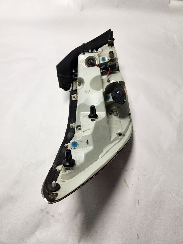 2013 BUICK LACROSSE 4cyl Hybrid 2.4 Right TAIL LAMP - 377556 — photo 4