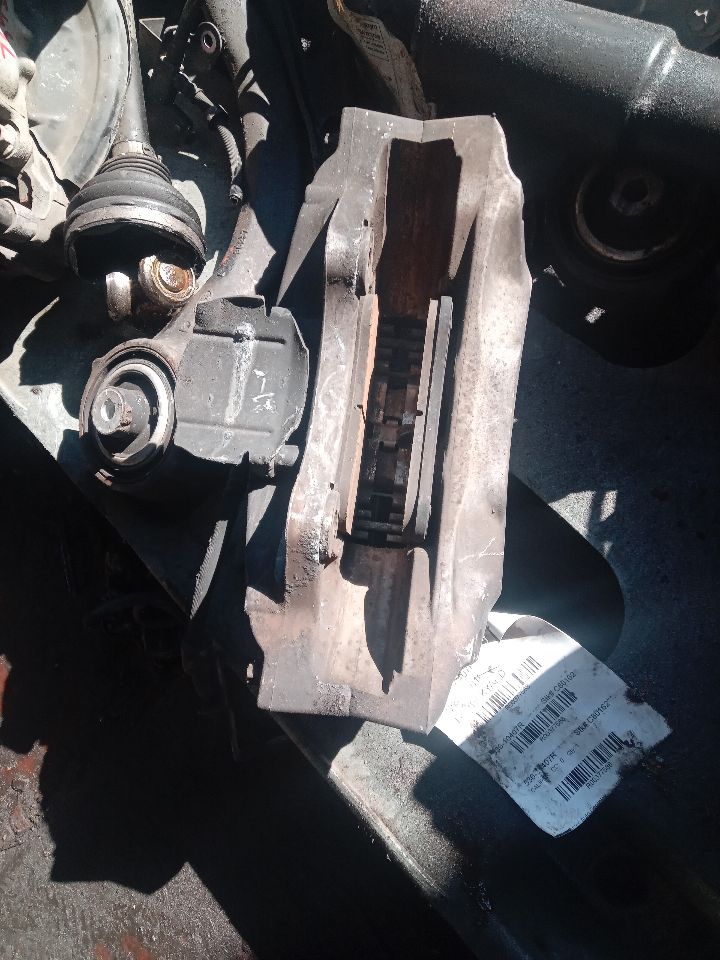2019 LAND ROVER DISCOVERY 3.0L 6cyl Supercharged G Right CALIPER - 377588
