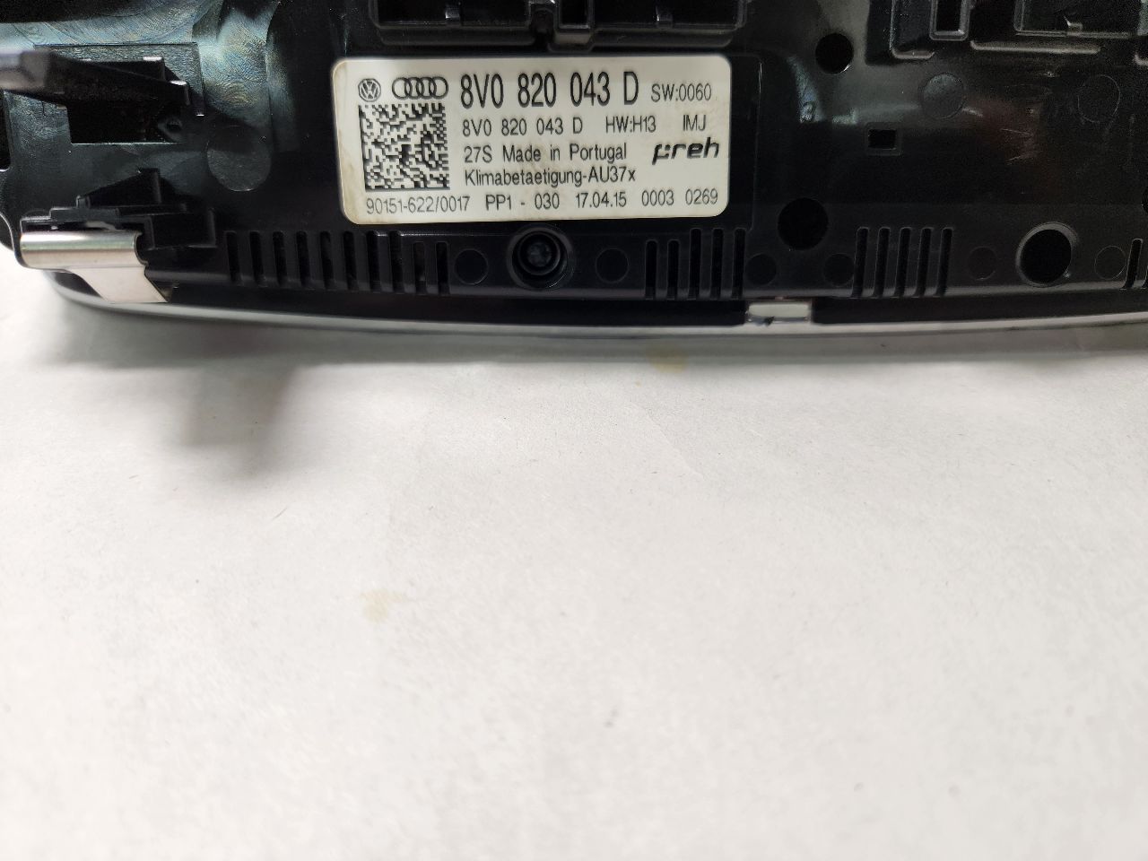 2015 AUDI A3 4cyl Gasoline Turbo 2.0 TEMP CONTROL - 377824 — photo 3