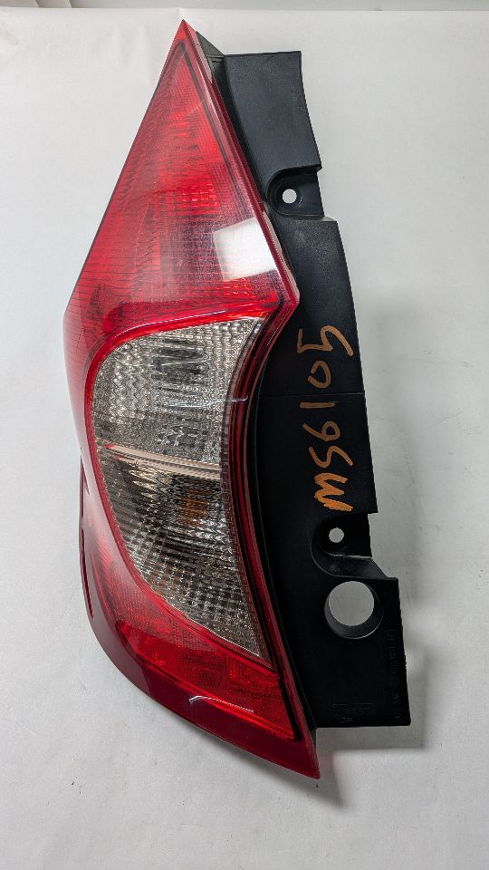 2019 NISSAN VERSA 1.6L 4cyl Gasoline VVT Left TAIL LAMP - 378014