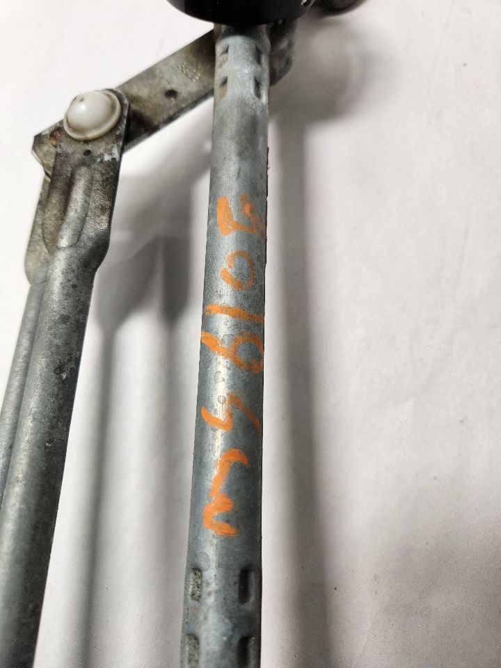2019 NISSAN VERSA 1.6L 4cyl Gasoline VVT WIPER TRANSMISSION - 378015 — photo 2