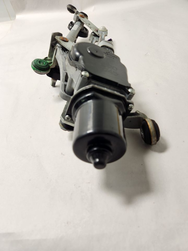 2019 NISSAN VERSA 1.6L 4cyl Gasoline VVT WIPER TRANSMISSION - 378015 — photo 4