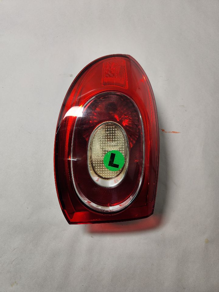 2009 VOLKSWAGEN TIGUAN 4cyl Gasoline Turbo 2.0 Left TAIL LAMP - 378228