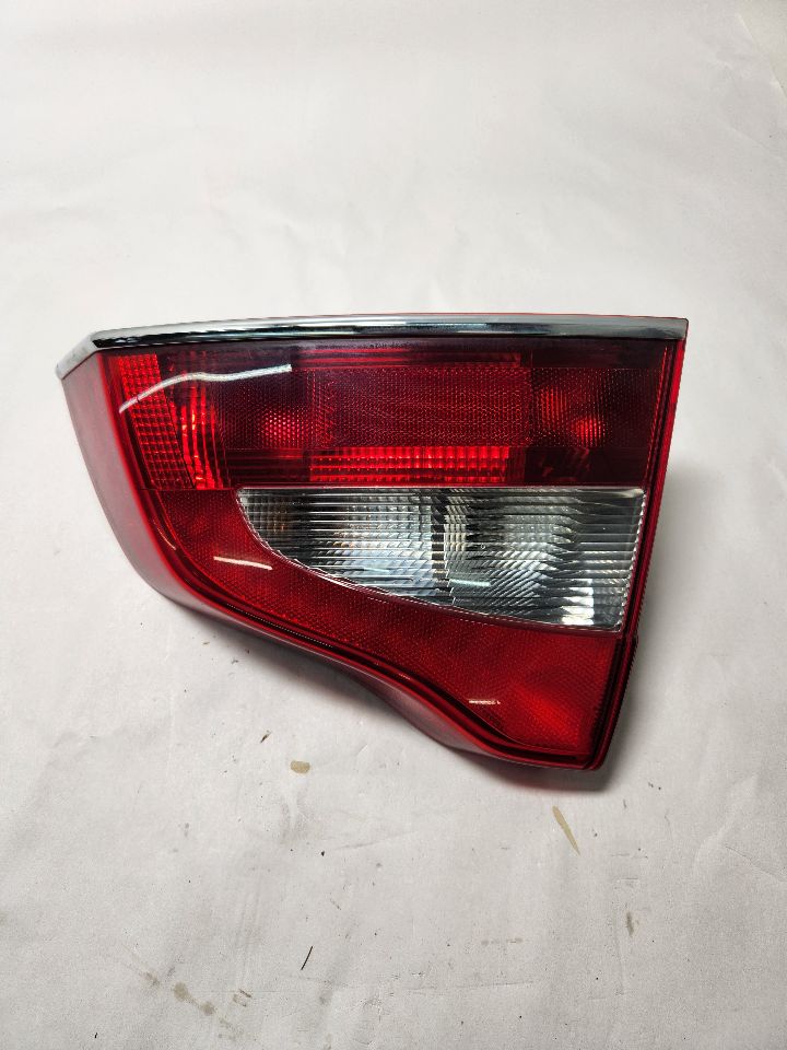 2009 VOLVO 80 SERIES 6cyl Gasoline Turbo 3.0 Right TAIL LAMP - 378563