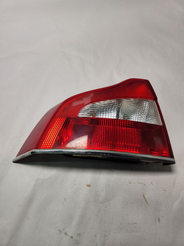 2009 VOLVO 80 SERIES 6cyl Gasoline Turbo 3.0 Left TAIL LAMP - 378569