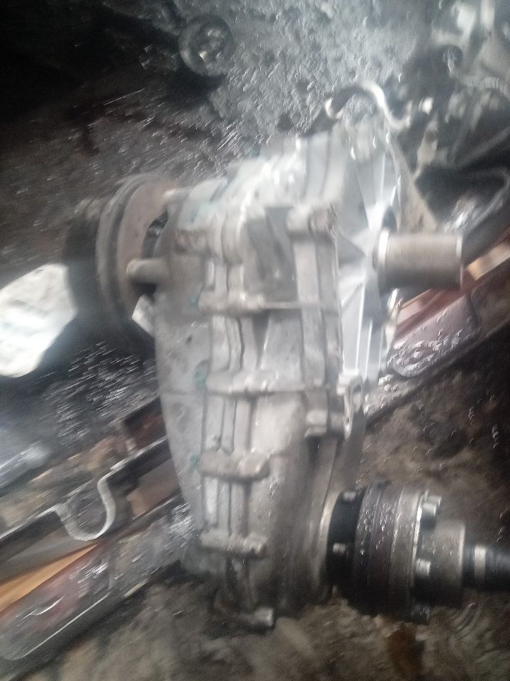 2018 DODGE DURANGO 3.6L 6cyl VVT TRANSFER CASE ASSY - 378637