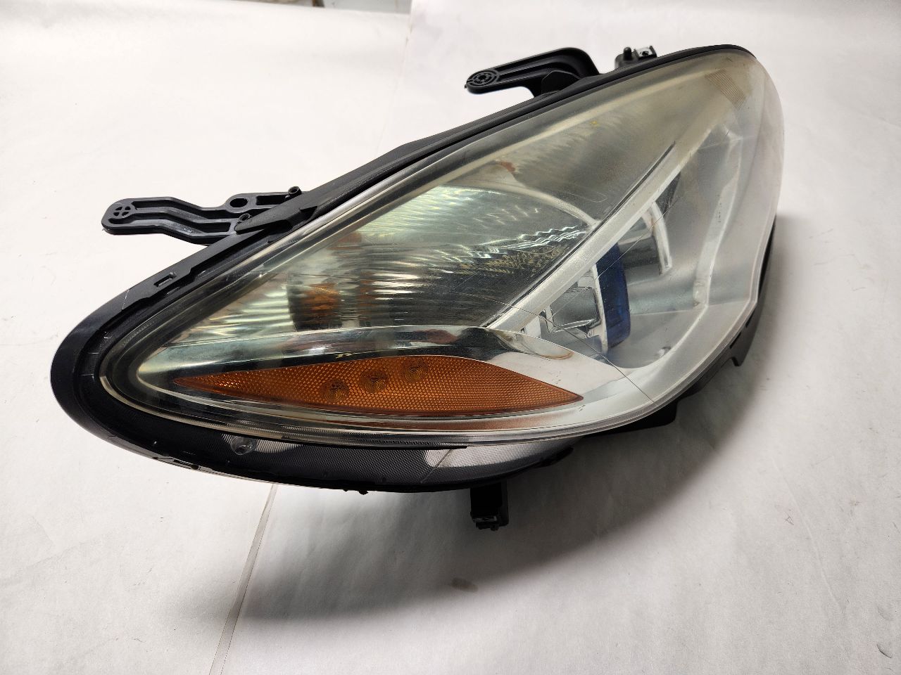 2016 BUICK ENCORE 4cyl Gasoline Turbo 1.4 Right HEADLAMP ASSEMBLY - 378870 — photo 2