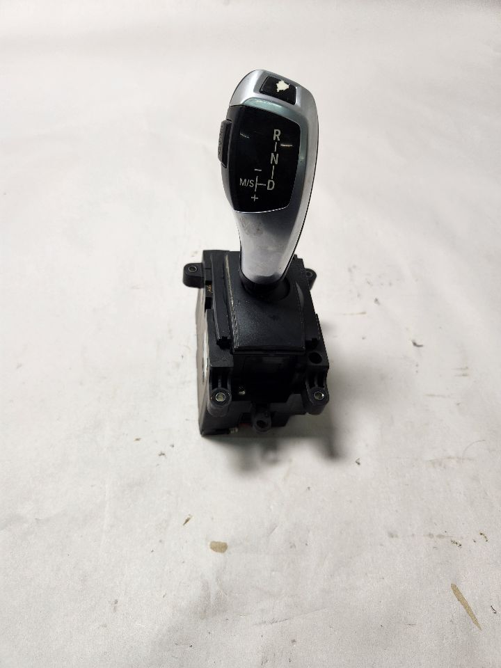 2010 BMW 750i 8cyl Gasoline Turbo 4.4 Trans Shift Assy - 378938