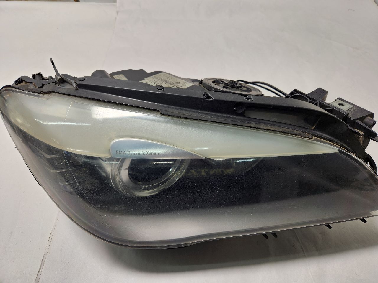 2010 BMW 750i 8cyl Gasoline Turbo 4.4 Right HEADLAMP ASSEMBLY - 378940