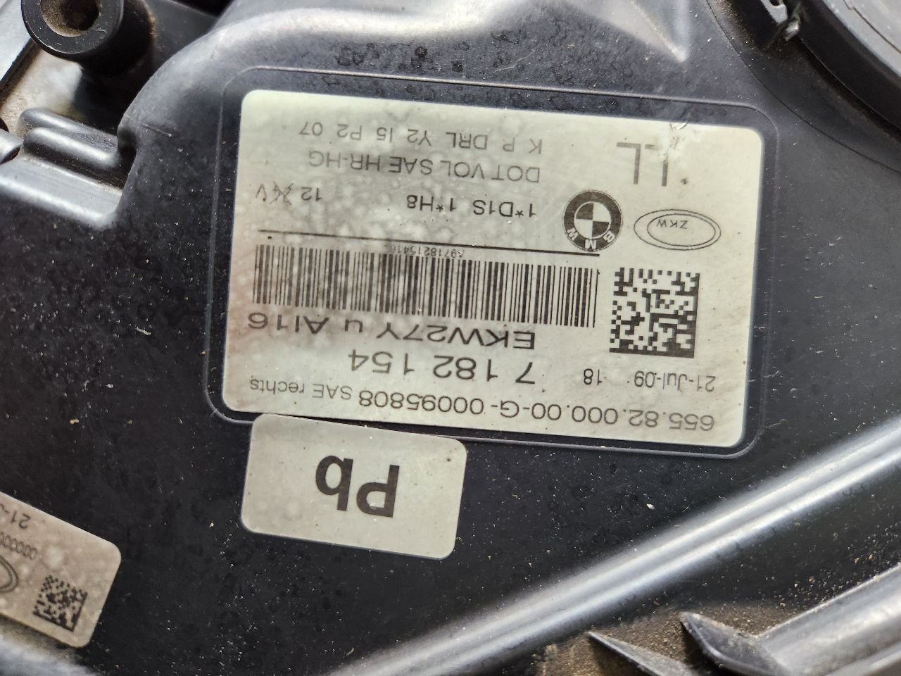 2010 BMW 750i 8cyl Gasoline Turbo 4.4 Right HEADLAMP ASSEMBLY - 378940 — photo 6
